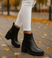 Czarne botki damskie na grubym obcasie /D2-2 18252 W482/