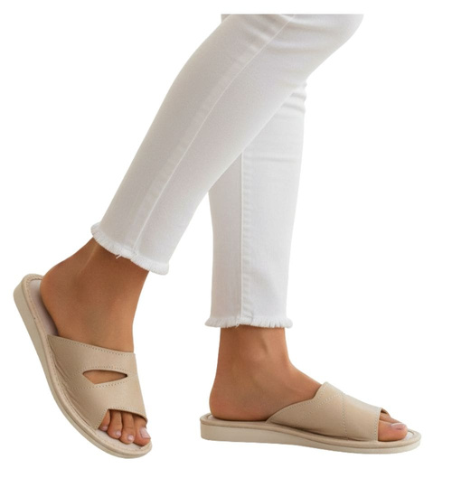 Damskie skórzane klapki BEŻOWE /F6-1 4826 S175/