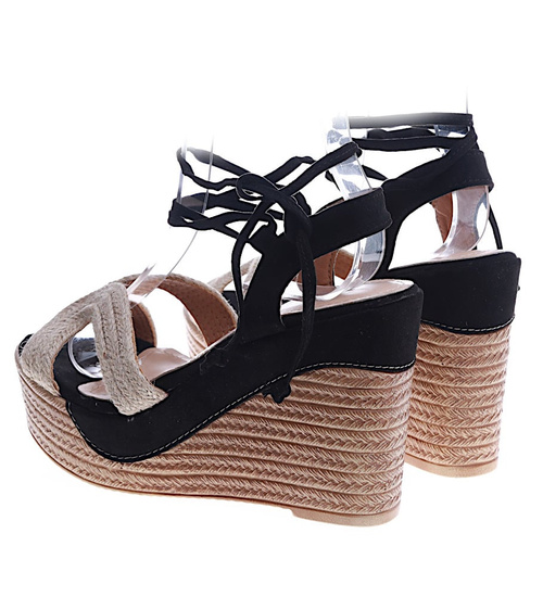 Czarne sandały na koturnie i platformie /G1-2 14064 S243/