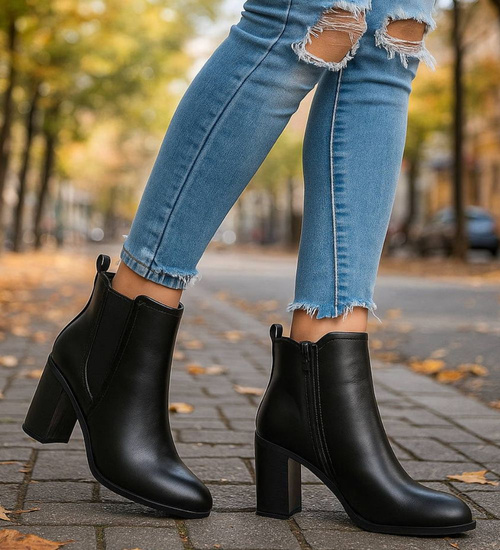 Czarne klasyczne botki damskie na obcasie /i4-2 h2 18394 W355/