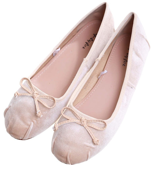 Zamszowe beżowe balerinki z paseczkami /A8-2 13330 T035 +H2/