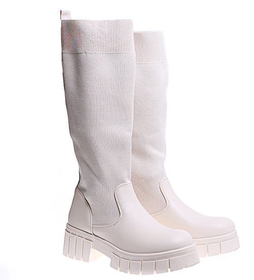 Beżowe kozaki damskie na platformie /A1-1 18088 T390/