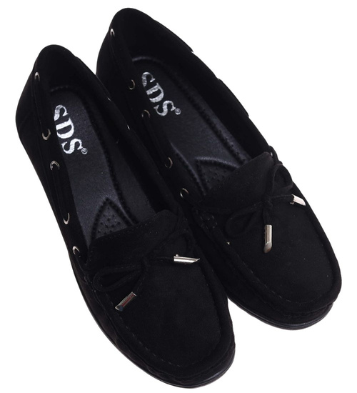 Czarne czółenka na niskim koturnie /G11-2 18221 W233/