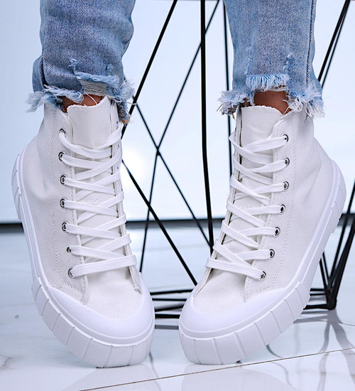 Białe wysokie trampki damskie z tkaniny /E9-3 15958 G157/