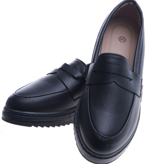 Wsuwane loafersy damskie na płaskim obcasie /E8-3 13678 T339/