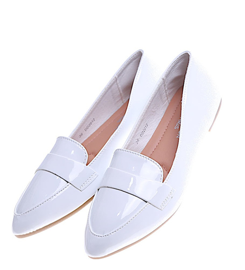 Białe baleriny damskie lakierowane /F3-2 13418 T191/