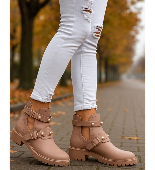 Beżowe botki damskie na płaskim obcasie /E7-3 13401 S290/