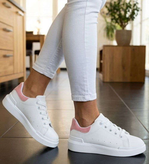 Sznurowane białe trampki dziewczęce /C7-2 16806 T184/