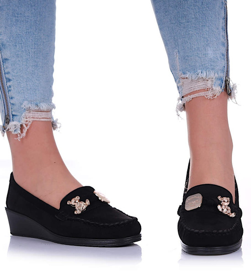 Czarne zamszowe czółenka na koturnie /B1-2 18191 W135/