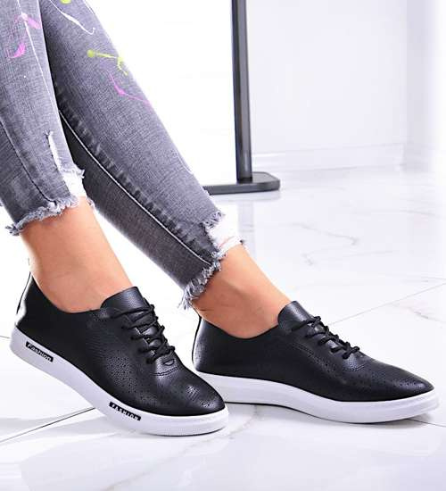 Czarne damskie trampki z ażurowym wierzchem /C6-3 7406 S192/