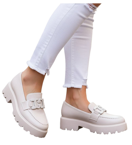 Wsuwane beżowe loafersy damskie /E2-3 14642 T680/