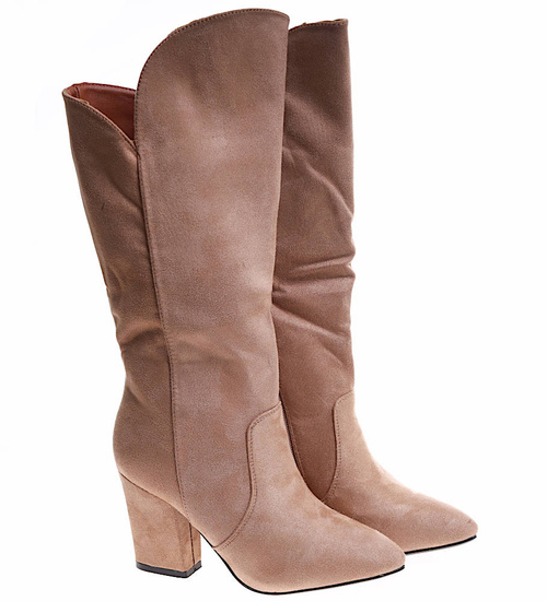 Klasyczne beżowe kozaki na obcasie z zamszu /C5-3 16896 G483 +H2/