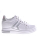 Białe trampki sneakersy na niskim koturnie /C6-3 13013 T593/
