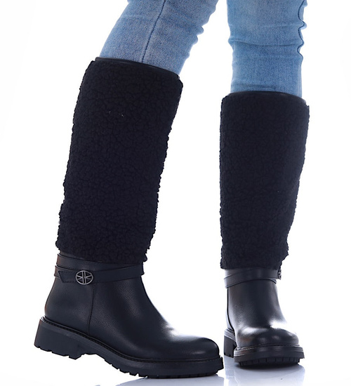 Czarne kozaki płaskie kozaki damskie /E9-1 16918 G285/