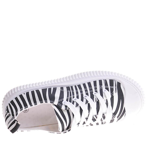 Sznurowane trampki na platformie /C6-2 12280 S293/