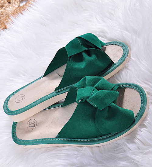 Skórzane domowe klapki z kokardą Zielone /B6-1 10859 S194/