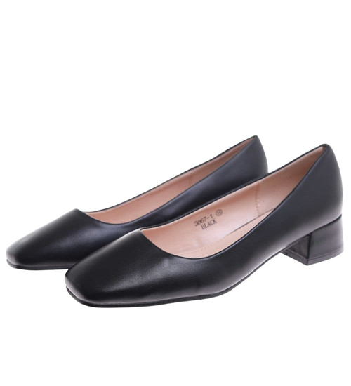 Czarne czółenka na niskim obcasie /E9-2 17736 W102/