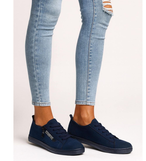 Sznurowane granatowe trampki damskie /E4-3 11671 T197/