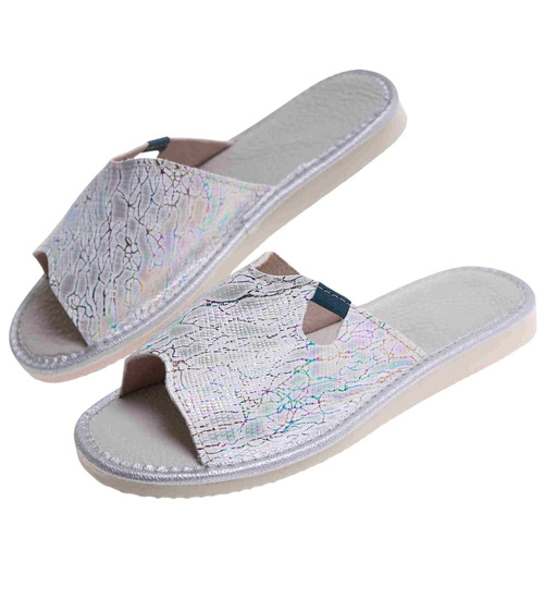 Odkryte kapcie damskie Srebrne /B3-1 17647 S165/