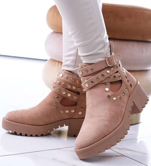 Wiosenne beżowe botki z ćwiekami /E1-2 13614 S493/ Wiosenne beżowe botki z ćwiekami /E1-2 13614 S493/