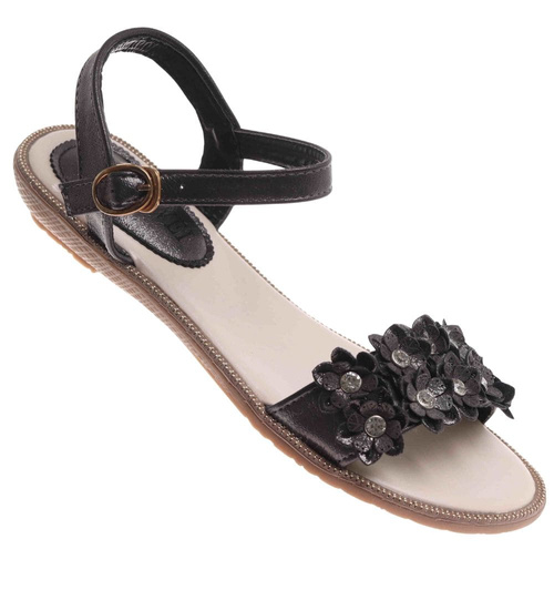 Czarne sandały na płaskim obcasie /A2-2 17917 T192/