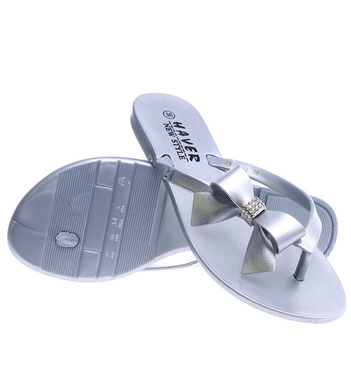 Plażowe srebrne klapki japonki /A9-3 14529 T089/