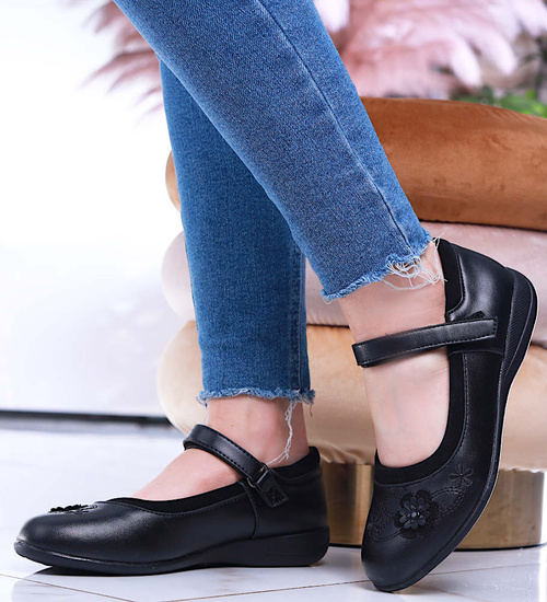 Czarne dziewczęce balerinki z paseczkiem /F1-2 13995 S190/