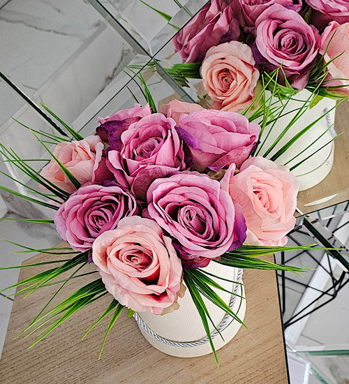 Flower box- śliczne kolorowe róże na prezent /FL48A M312/