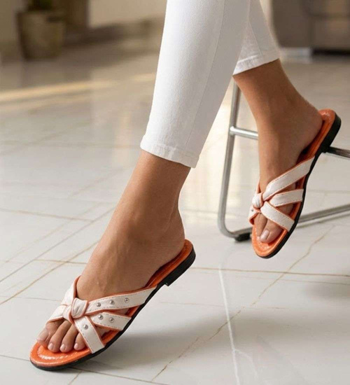 Pomarańczowo białe klapki na płaskim obcasie /H2 14339 T005/