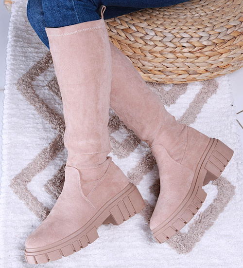 Beżowe kozaki damskie na platformie /E9-2 15217 T592/