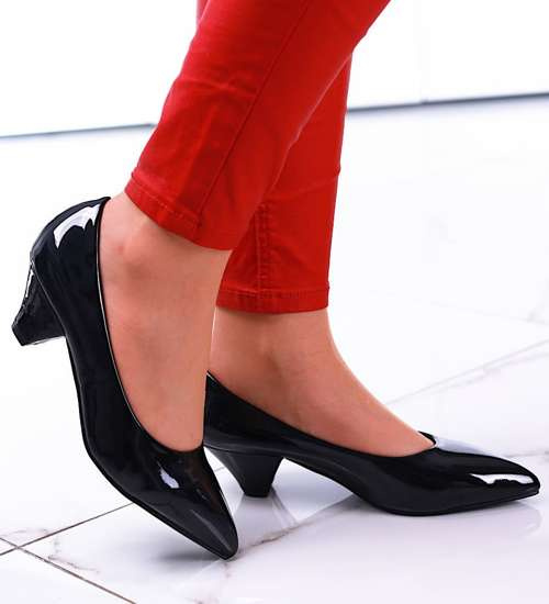 Czarne czółenka na niskim obcasie /G8-3 12228 T298/ Czarne czółenka na niskim obcasie /G8-3 12228 T298/