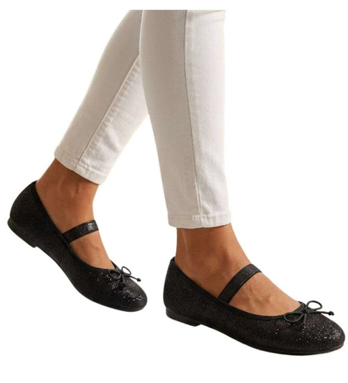 Czarne baleriny damskie z gumką /C6-2 17364 G182/