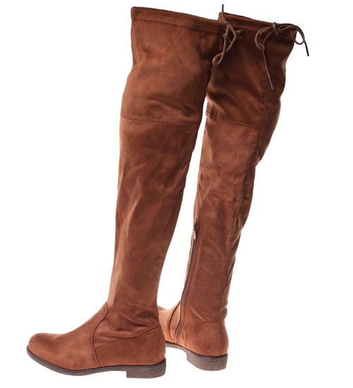 Karmelowe kozaki na płaskim obcasie /E8-3 18460 W376/