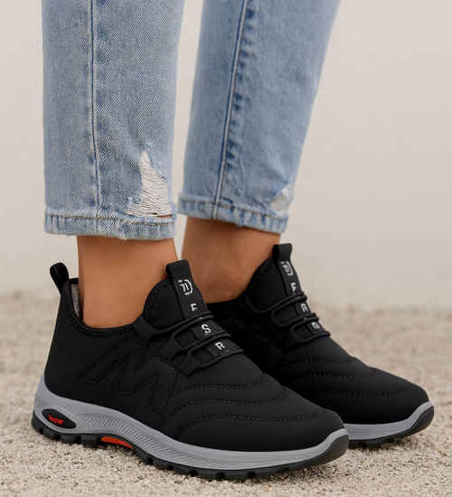 Ocieplane buty chłopięce sportowe Czarne /B5-2 18162 T336/