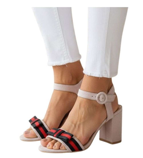 Beżowe zamszowe sandały na słupku /A9-3 14070 S243/