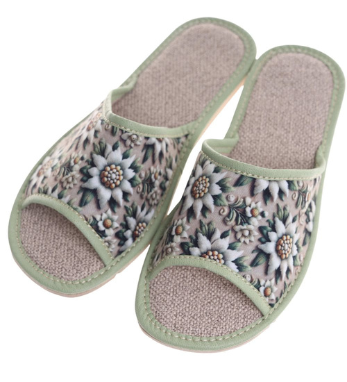 Kapcie z tkaniny z kwiatowym wzorem Zielone /D8-1 18591 S174/