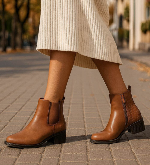 Karmelowe botki sztyblety na płaskim obcasie /K3-2 18508 W233/