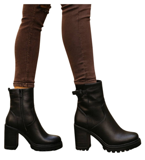 Czarne botki zimowe na grubym obcasie /E8-1 18558 G388/