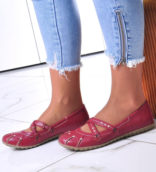 Bordowe damskie półbuty z paseczkiem /D7-2 12365 T086/