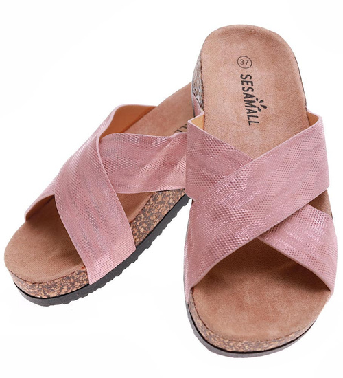 Różowe klapki na platformie z profilowaną wkładką /F7-1 16368 G188/