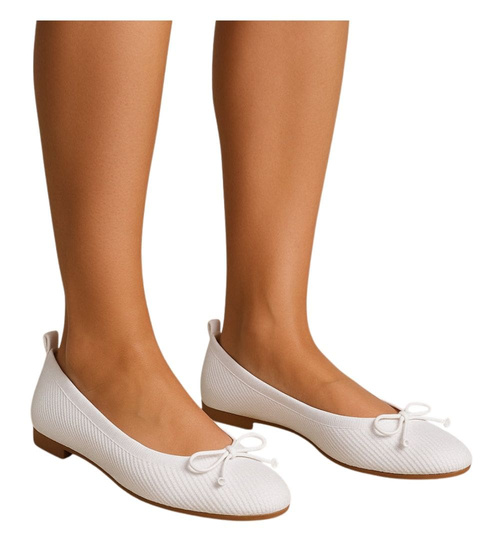 Białe baleriny damskie z tkaniny /B3-2 17940 G132/