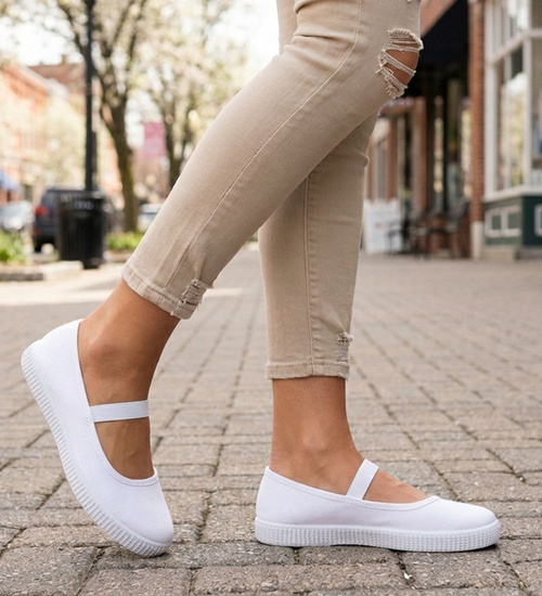 Wsuwane białe dziewczęce tenisówki balerinki czeszki z paseczkiem /C7-2 17481 T125/