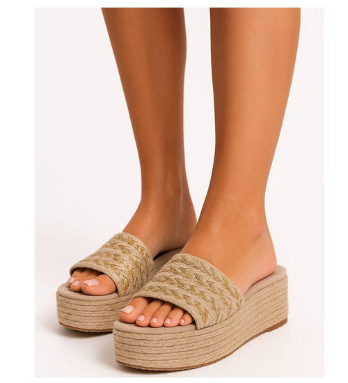 Beżowe klapki na koturnie i platformie /G1-2 17943 G287/