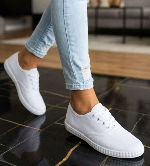 Białe sznurowane tenisówki damskie /E2-2 18729 T187/