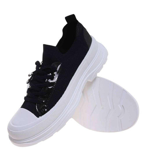 Czarne trampki na platformie wsuwane /D8-3 18721 T7/