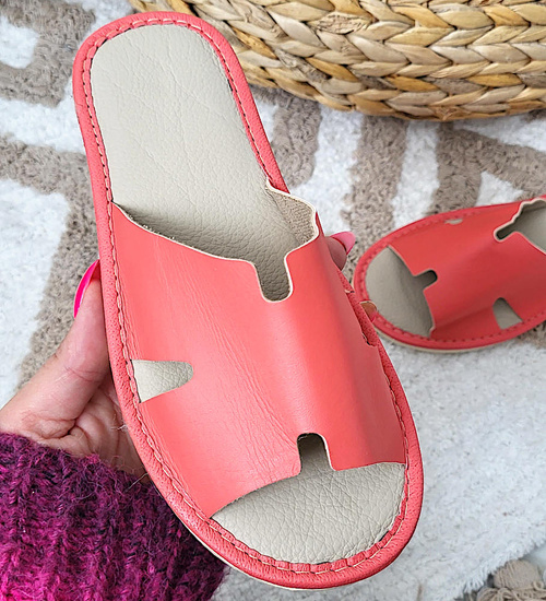 Skórzane domowe klapki kapcie pomarańczowe /E8-1 14237 S194/