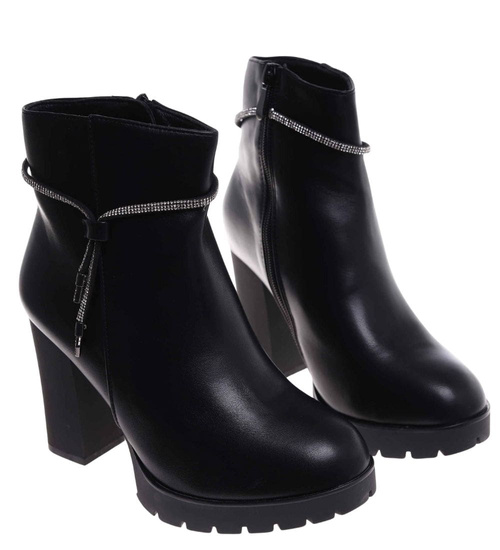 Wizytowe czarne botki na obcasie /E9-1 18237 W303/