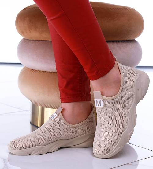 Beżowe wsuwane sportowe buty damskie /D3-3 13444 S192/