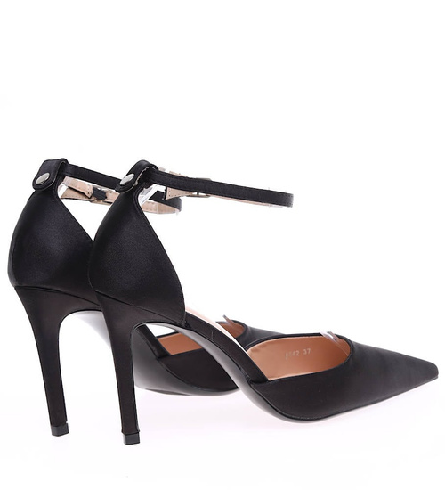 Czarne czółenka szpilki z paskiem /D9-3 16227 G155/