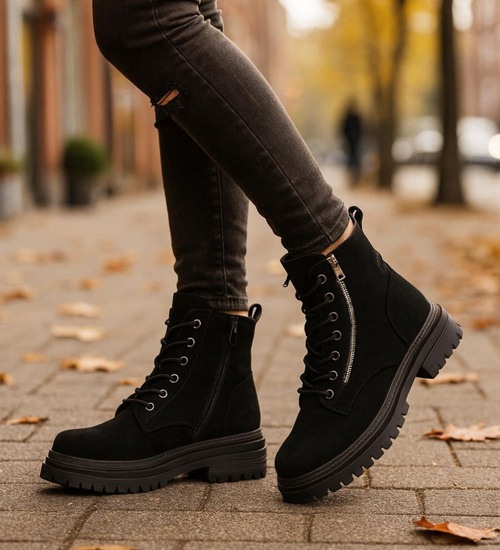 Czarne sznurowane botki trapery zamszowe /G8-3 18503 T444/